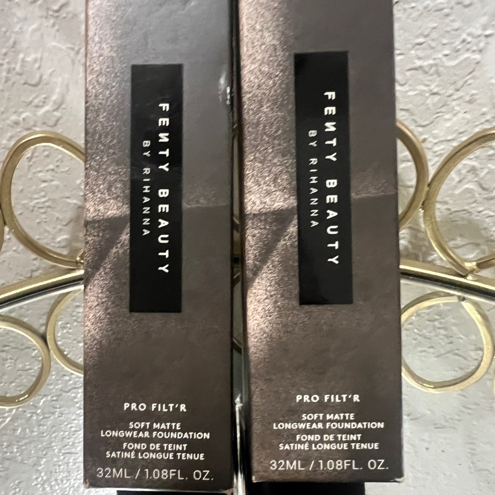 New (2) Fenty Profiltr liquid foundations color #420 brand new never used